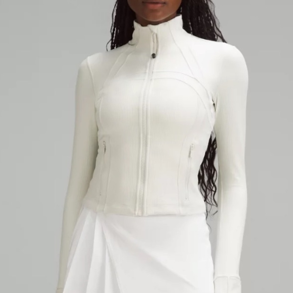 Lululemon Cropped Define Jacket  Ribbed Nulu Shine Size 2